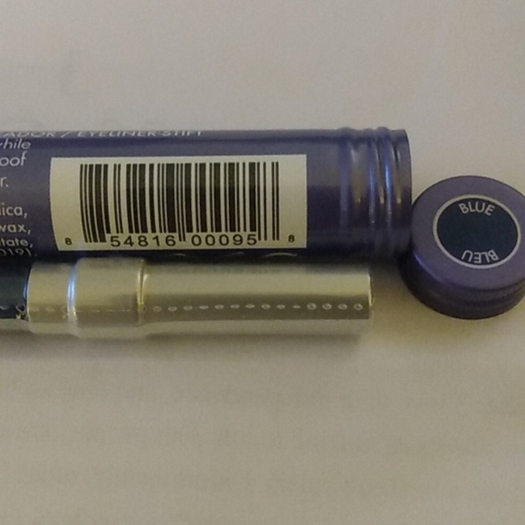 Blinc BLUE eyeliner pencil  0.04oz./1.2g - Picture 5 of 5